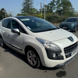 PEUGEOT
 3008 PEUGEOT 3008 HDI 115 CV ALLURE BMP6