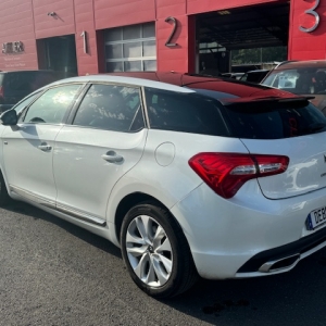 CITROËN
 DS 5 DS5 HYBRID 2.0L HDI 163 CV 4X4 BMP6 EXECUTIVE