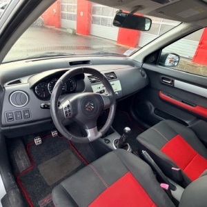 SUZUKI SWIFT SPORT SUZUKI SWIFT 1.6L 125 CV SPORT