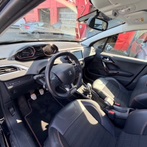 PEUGEOT 2008 PEUGEOT 2008 HDI 100 CV GT LINE