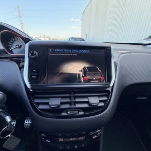 PEUGEOT 2008 PEUGEOT 2008 HDI 100 CV GT LINE