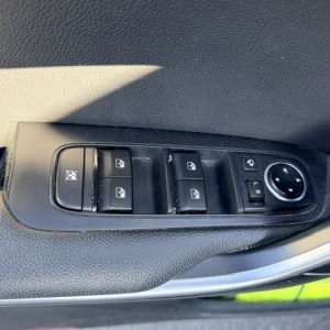 KIA XCEED  KIA XCEED (2) 1.6 GDI HYBRIDE RECHARGEABLE 141 PREMIUM DCT6