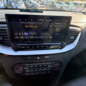 KIA XCEED  KIA XCEED (2) 1.6 GDI HYBRIDE RECHARGEABLE 141 PREMIUM DCT6