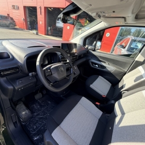 CITROËN
BERLINGO MULTISPACE CITROEN BERLINGO III (3) TAILLE M BLUEHDI 130 S&S PLUS EAT8 MODELE N1 CITROËN
BERLINGO MULTISPACE CITROEN BERLINGO III (3) TAILLE M BLUEHDI 130 S&S PLUS EAT8 MODELE N1