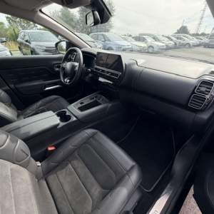 CITROËN
C5 AIRCROSS CITROEN C5 AIRCROSS II 1.5 HDI 130 SHINE EAT8 CITROËN
C5 AIRCROSS CITROEN C5 AIRCROSS II 1.5 HDI 130 SHINE EAT8