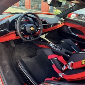 FERRARI 296 GTB FERRARI 296 COUPE 3.0 TURBO V6 HYBRIDE 830 GTB