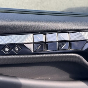 CITROËN DS4 DS 4 II 1.6 HYBRIDE E-TENSE 225 RIVOLI AUTO