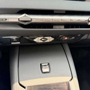 CITROËN DS4 DS 4 II 1.6 HYBRIDE E-TENSE 225 RIVOLI AUTO