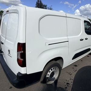 PEUGEOT PARTNER PEUGEOT PARTNER III 1.2 PURETECH 110 S&S LONG 950KG PREMIUM
