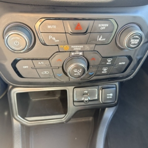 JEEP RENEGADE JEEP RENEGADE (2) 1.3 GSE T4 150 LIMITED BVR6
